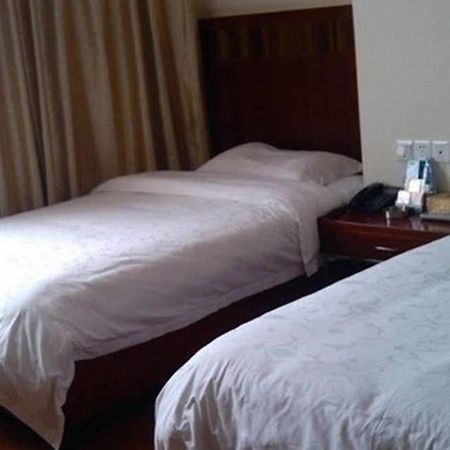 Zhanjiang Joyful Hotel Zhenhai  Exteriör bild